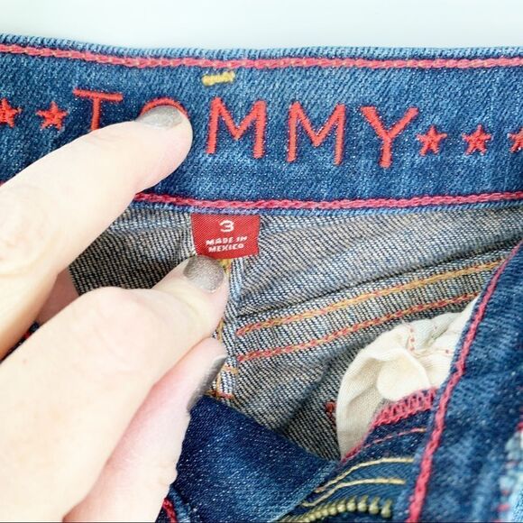 Tommy Hilfiger Junior‎ Distressed Jean Skirt w/Star Embroidery Sz 3 - Picture 10 of 13